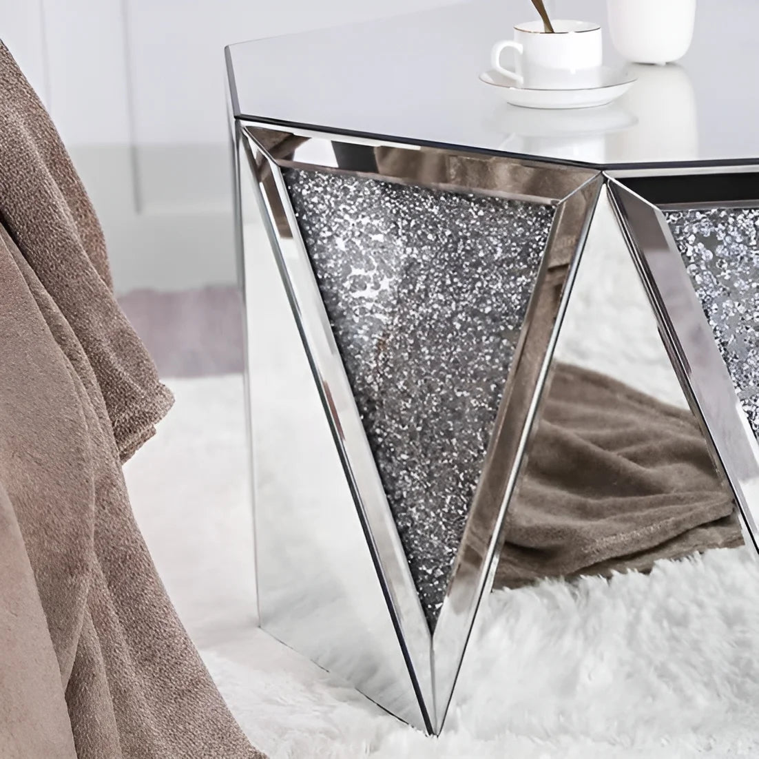 Glam Mirrored Coffee Table Crystal Diamond Accent Table Leisure Table Cocktail Table Center Table for Living Room Decor